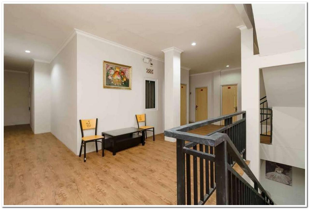 Hotel Reddoorz Near Jiexpo Kemayoran 2 Jakarta